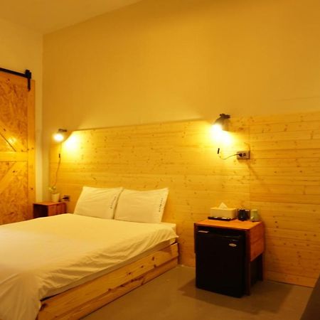 男子漢青年旅店 Manzhou Ngoại thất bức ảnh